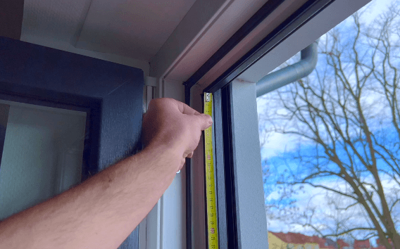 Vermessung der Fenster-Höhe - Fliegengitter Konfigurator